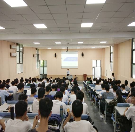 http://www.dgut.edu.cn/dgut/xydt/201905/50cbdcab756d4bf4bdb6a63df3a61fed/images/90e6cce7292a486cb0ef2389d8d437e7.jpg